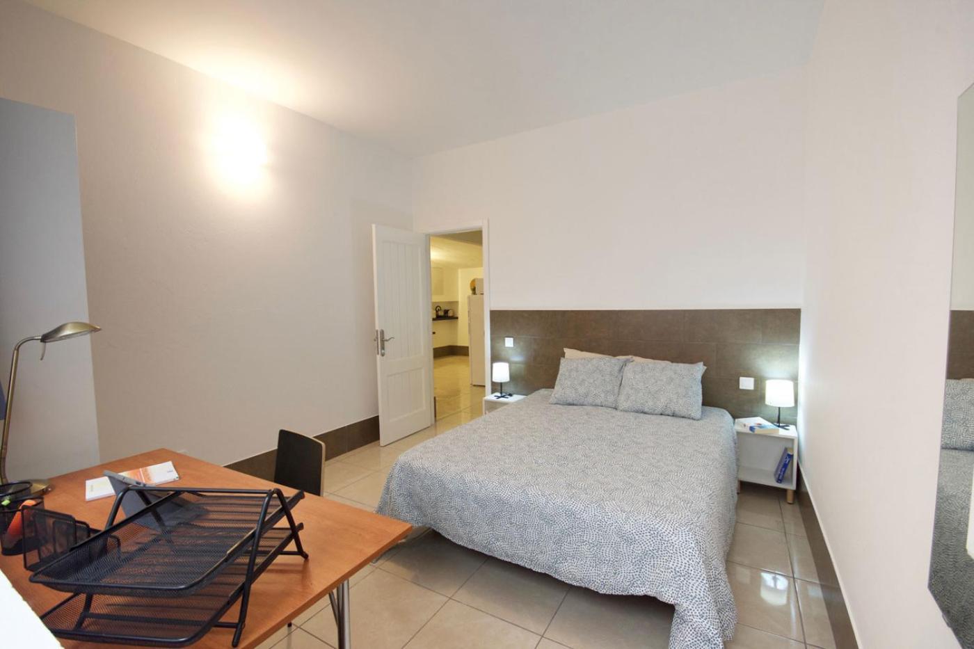 Apartamentos A 10 Minutos Del Aeropuerto Carrizal Habitación foto